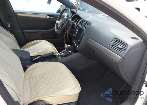 2017 Volkswagen Jetta 1.8T Sport z USA, uszkodzony, nr VIN 3VWD17AJ6HM308228